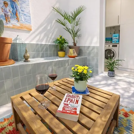 Walk - 20 Min - Beautiful Private Patio アパート *