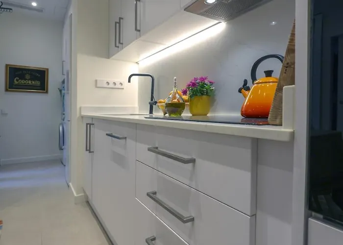 Walk - 20 Min - Beautiful Private Patio バレンシア